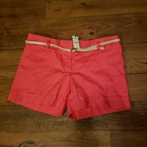 NWT Express‎ Womens Belted Short Pink Size 10 4.5 Inch Inseam